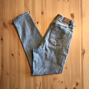 American Eagle - Curvy Mom Jean